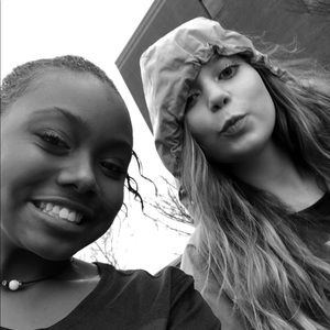 Meet your Posher, Carley